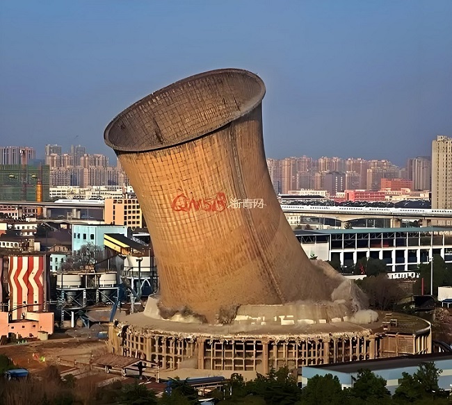 烏魯木齊電廠冷卻塔拆除安全規(guī)范與技術(shù)關(guān)鍵要點(diǎn)